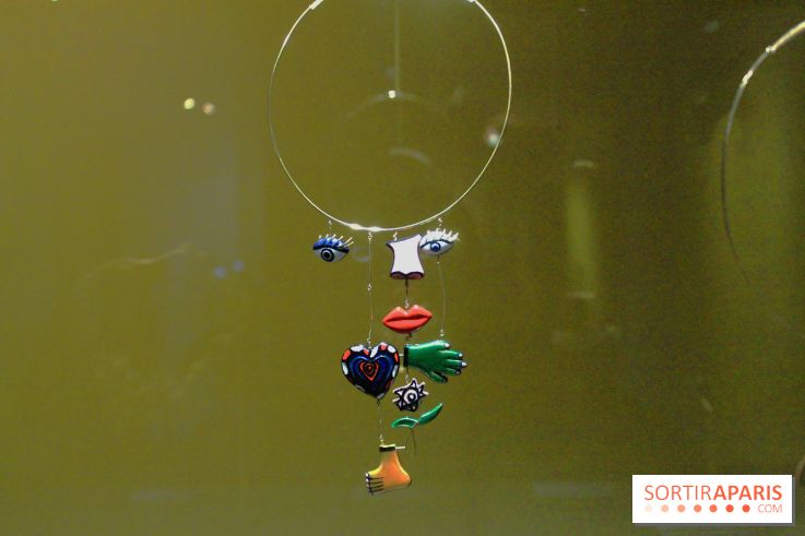 Niki de Saint-Phalle, collier Assemblage, 1975 - expo Bijoux d'artistes au Musée des Arts Décoratifs