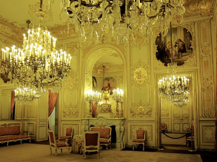 Comment visiter l'Hôtel de Lassay, la résidence du président de l'Assemblée nationale à Paris ?