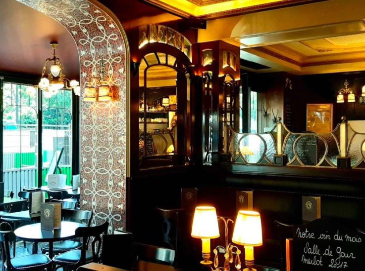 La brasserie 'Belle Epoque' Le Sarah Bernhardt rénovée
