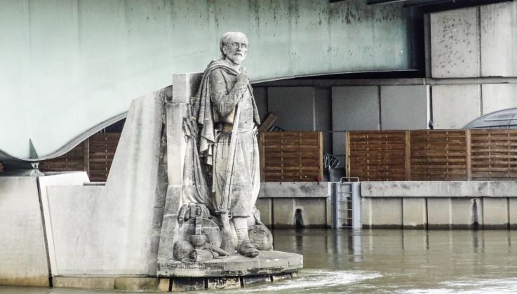L'histoire du Zouave du Pont de l'Alma, la statue qui sert à mesurer les crues de la Seine
