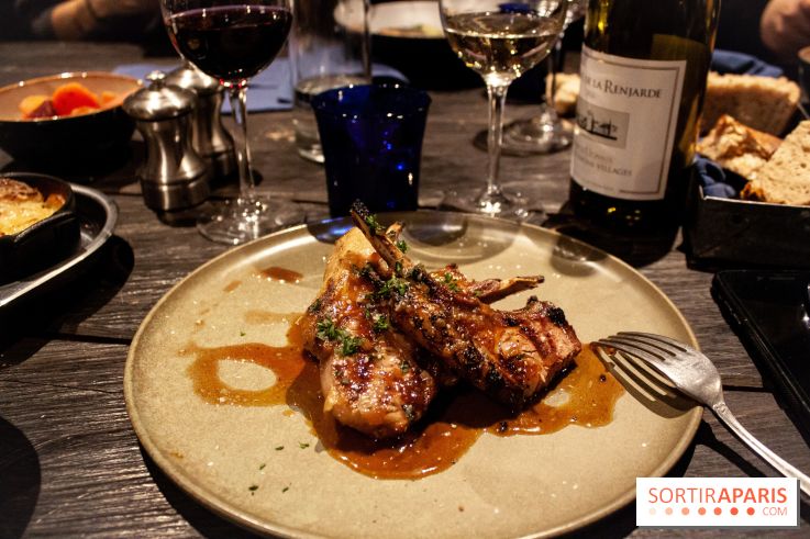 Côtes d'agneau fumées au thym de Jacopo Paris (19,50 €)