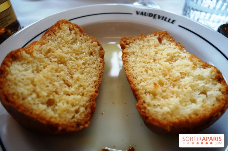 Le Vaudeville à Paris : cuisine traditionnelle et fruits de mer pour la brasserie centenaire