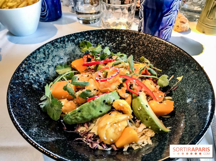 Le River Café, la péniche terrasse-restaurant se renouvelle