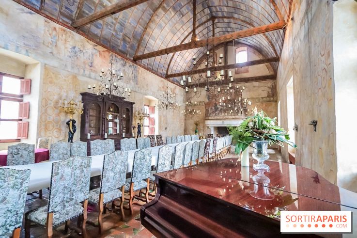 Château de Farcheville, la salle