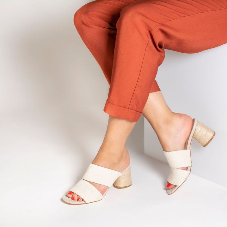 Les chaussures Vanessa Wu s'installent chez Citadium pour l'été