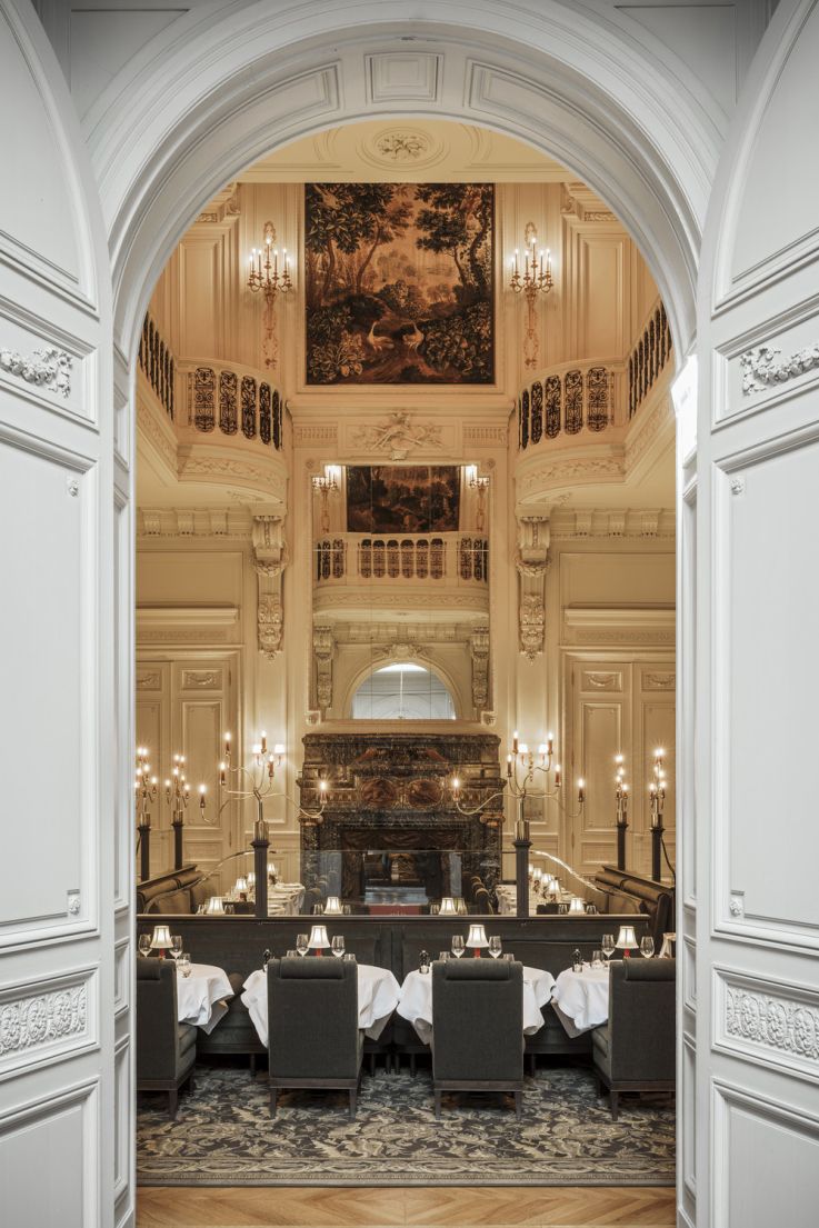 Baronne, le restaurant d'exception de Paris Society, niché dans un hôtel particulier historique