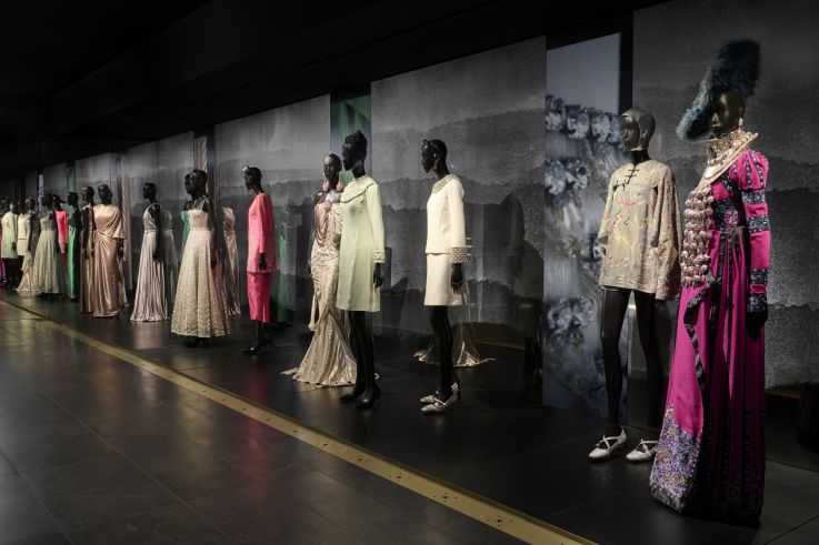 La Galerie Dior au 30 Montaigne dévoile un nouveau parcours d'exposition inspiré de la danse