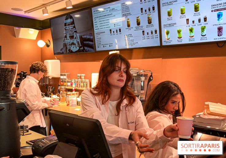 Pop up Café Lancôme x Aya Nakamura : flash make-up, gourmandises et surprises à gagner