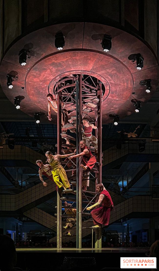 Babel, de Mourad Merzouki : le nouveau spectacle qui fait danser le Bon Marché Rive Gauche