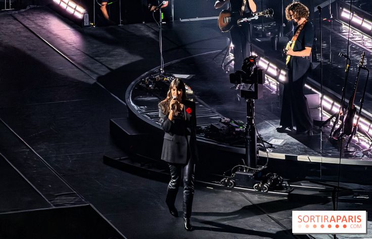 Clara Luciani en concert à l'Accor Arena de Paris en février 2026