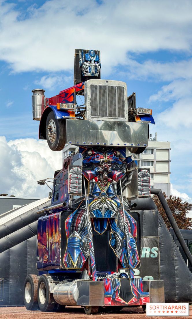 Insolite : un show de Monster Trucks, freestyle moto et Transformers débarque près de Paris