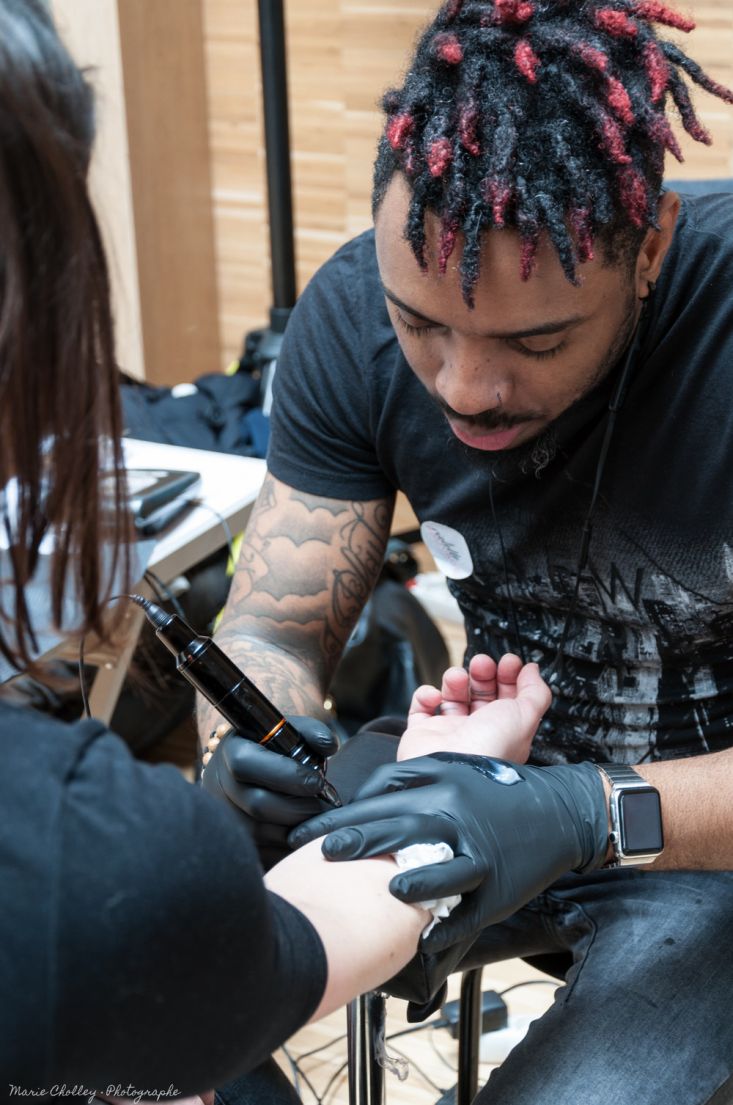 Vide-dressing Violette Sauvage 2023 : le temple de la seconde main de retour à Paris 