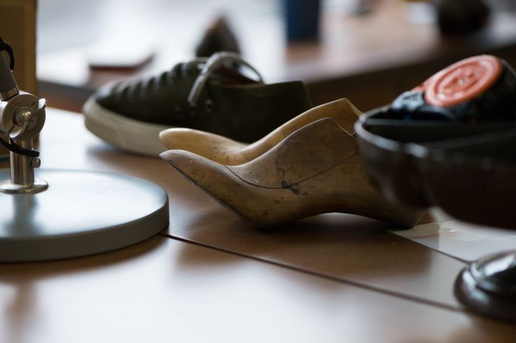 Punto & Cruz, boutique-atelier et sessions création en l'honneur de l'art de la chaussure