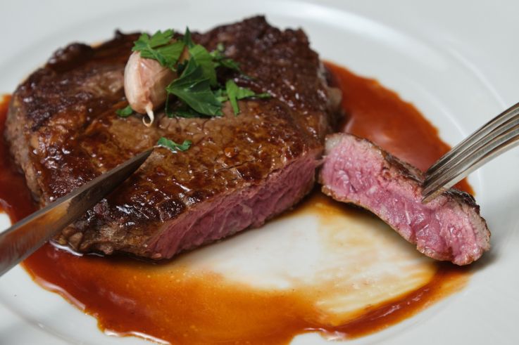 Chez Gaston, la rentrée se joue autour d'une côte de bœuf