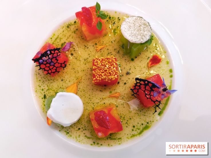 Le Laurent - Fraîcheur de tomates perlées à l'huile de basilic, pastèque au yuzu, meringue citronnée