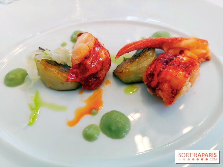 Le Laurent - Homard cuit dans un beurre coraillé, fenouil rôti au citron, sauce Newburg parfumée à la verveine