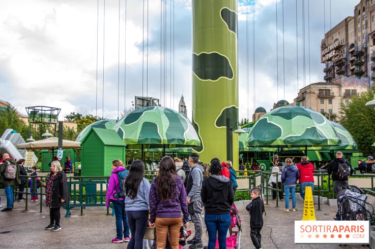 Visuels Disneyland Paris - Toy Soldier Parachute Drop