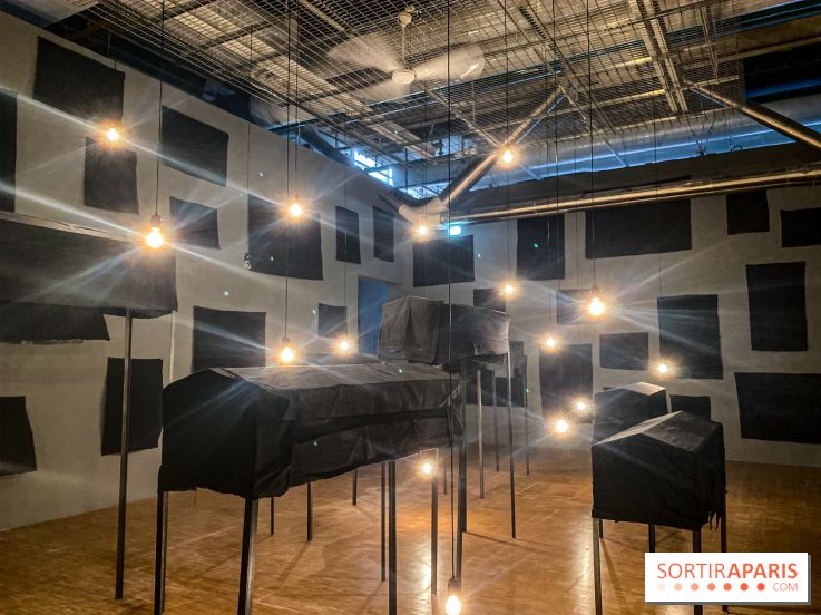 Christian Boltanski, Les Tombeaux et Les Concessions, 1996