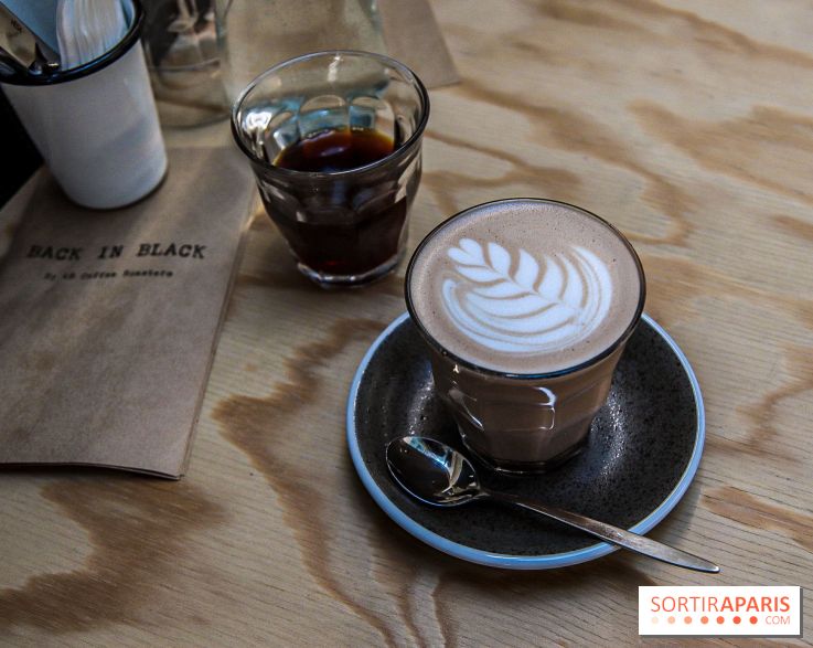 Back In Black coffee shop, les photos