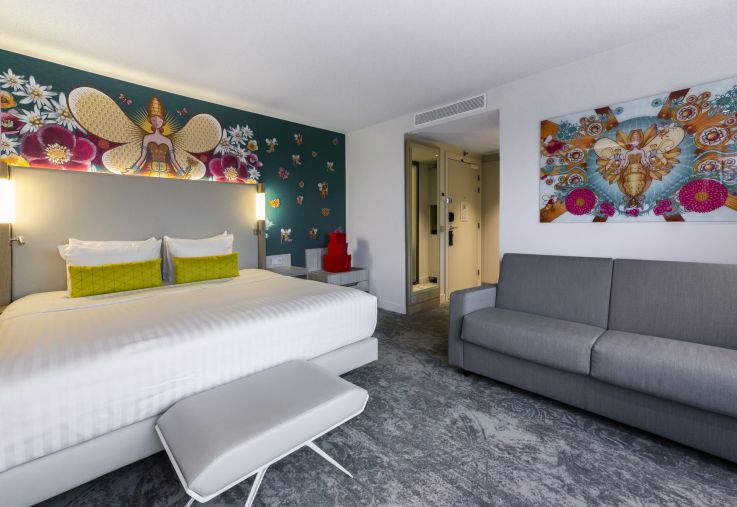 Pour Noël 2019, les Galeries Lafayette redécorent deux chambres d'un hôtel parisien