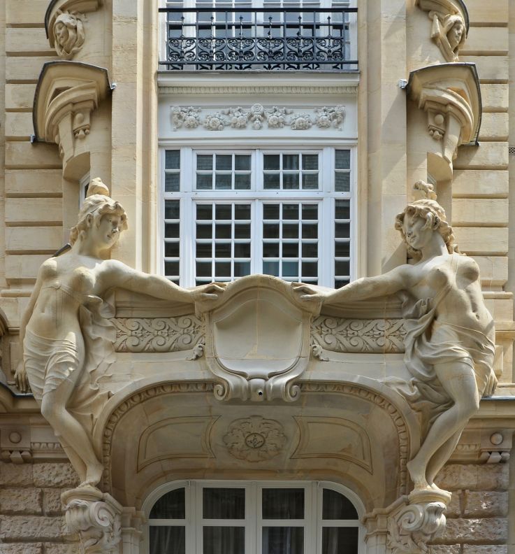 Les plus impressionnantes cariatides de Paris