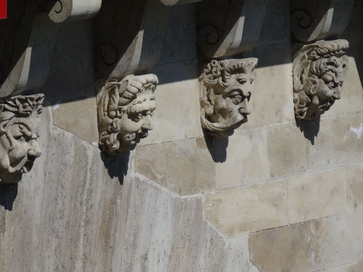 Le Saviez-vous ? 3 anecdotes sur le Pont Neuf