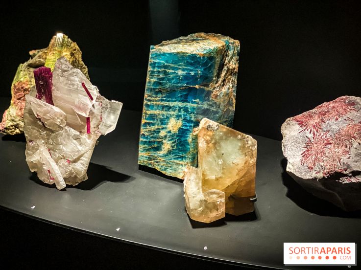 Photos Exposition Pierres Précieuses, du minéraux aux bijoux avec le Joaillier Van Cleef & Arpel