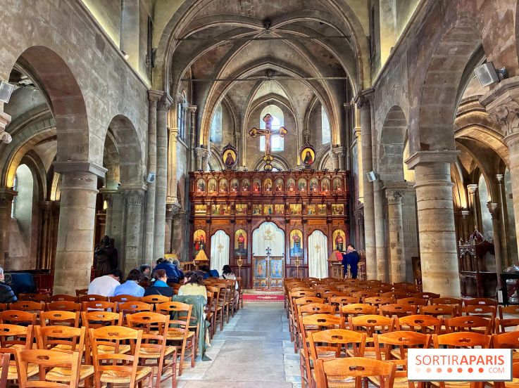 cette église en face de Notre-Dame 