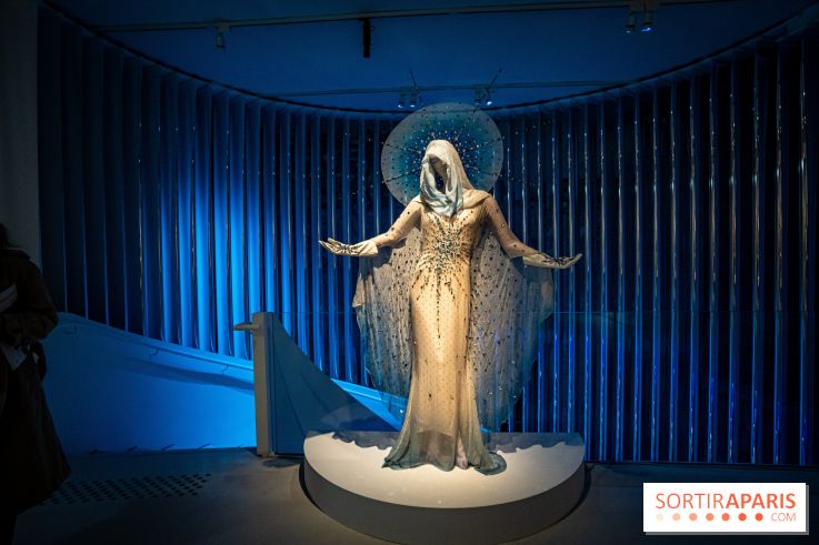 Photos : Exposition Mugler au MAD