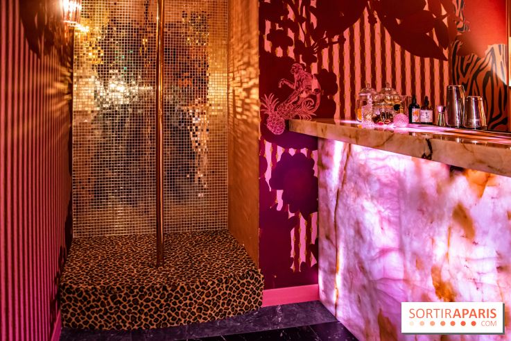 Yagō, le bar intimiste aux allures de maison close à Pigalle