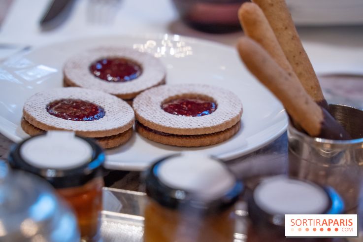 Le tea time de Noël du Crillon 
