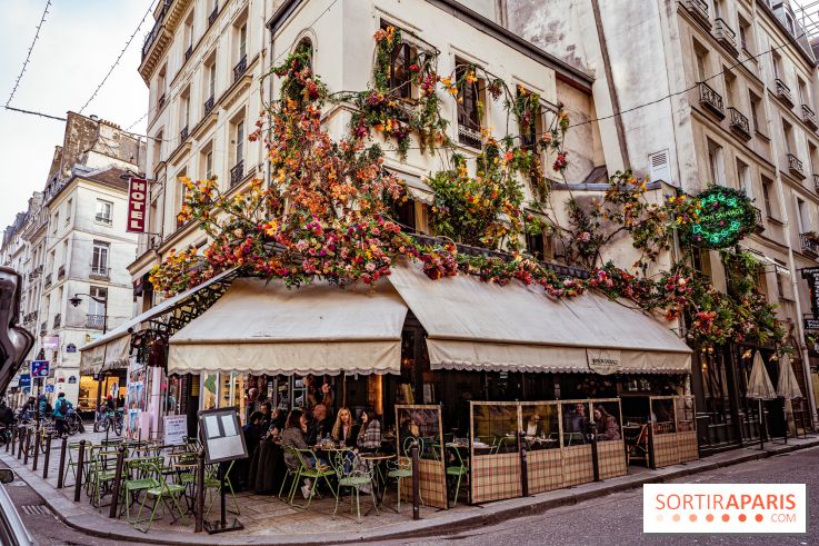 Les cafés fleuris de Paris