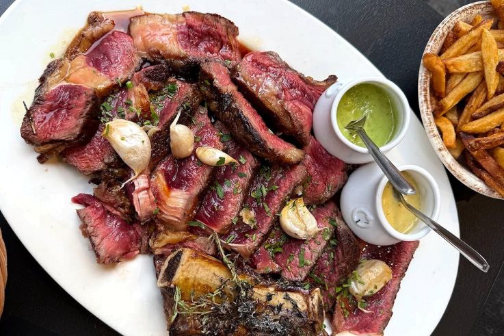 Craquez pour l'Entrecôte du restaurant GASTON Paris 17ème