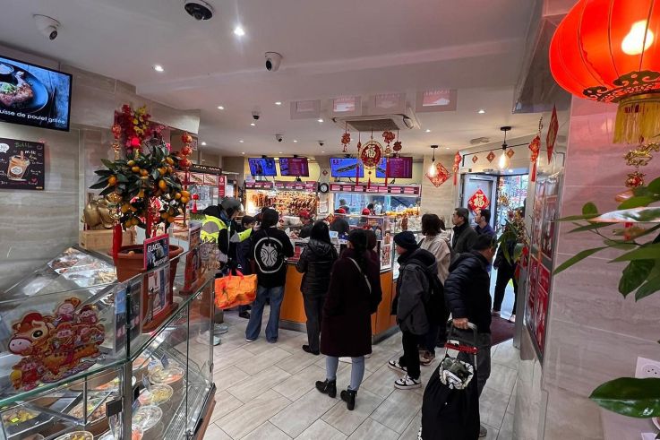 HOA NAM devient le QG du printemps avec ses banh mi et ses rouleaux frais