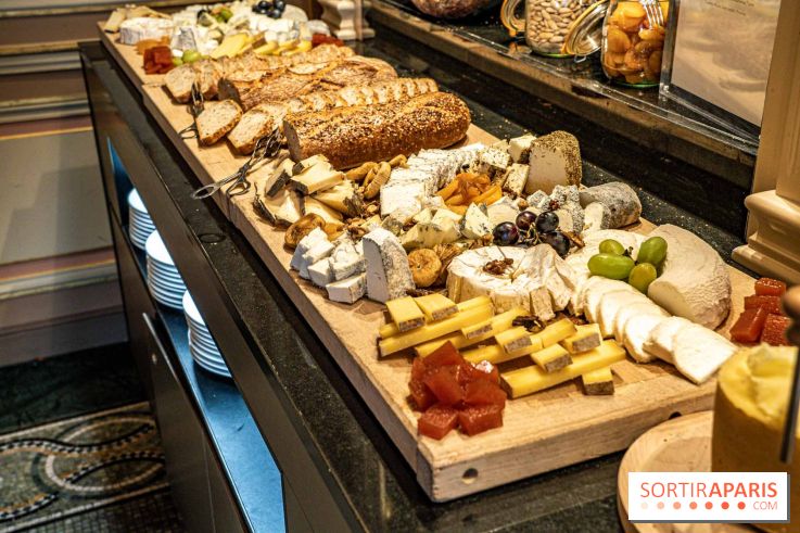 Photos : le Brunch royal du café de la Paix