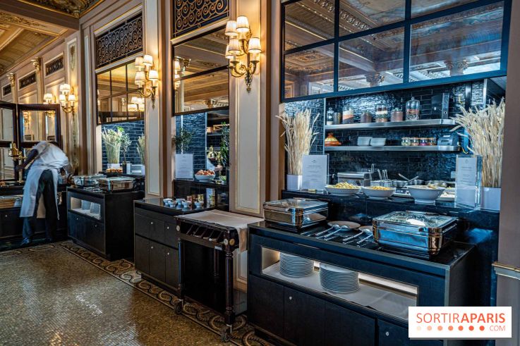 Photos : le Brunch royal du café de la Paix