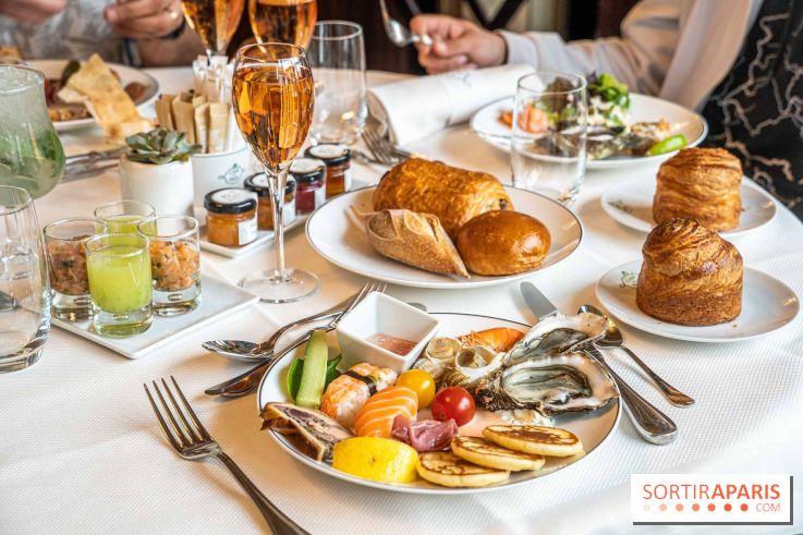 Photos : le Brunch royal du café de la Paix