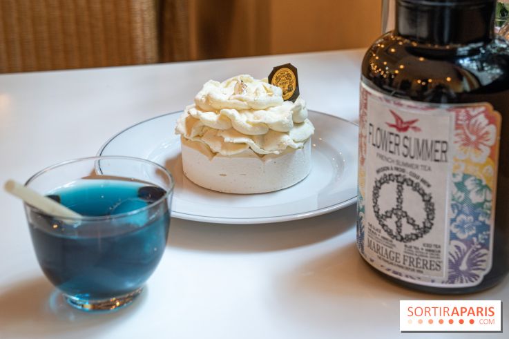 Thé glacé et pavlova Flower Summer chez Mariage Frères
