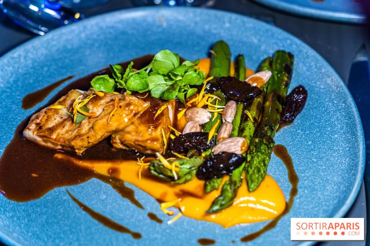 Babor, le dîner-croisière by Mohamed Cheick sur le Diamand Bleu