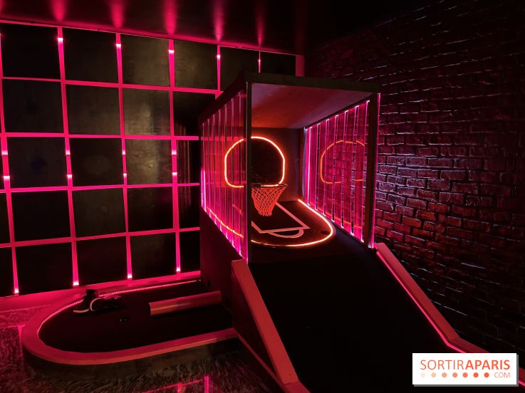 Mad Golf, le premier mini-golf indoor à l'ambiance rétro et insolite au cœur de Paris