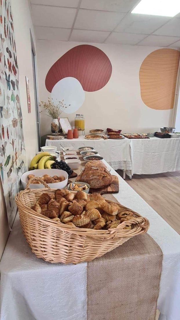 Le brunch familial avec aire de jeux chez Môments, le family concept de Versailles