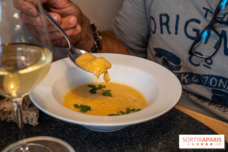 Pianovins restaurant Paris 11e - crème de crustacés - cocos de Paimpol