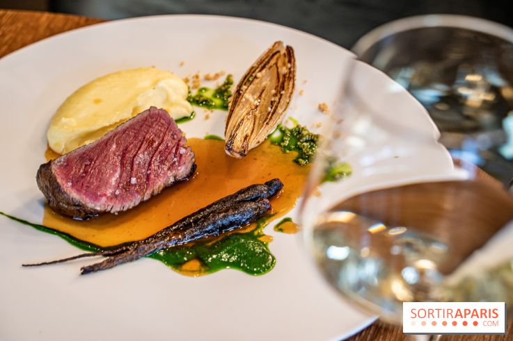 Sphère restaurant Paris 8e - bœuf Simmental - carotte violette - mousseline cresson - écrasé de pomme de terre