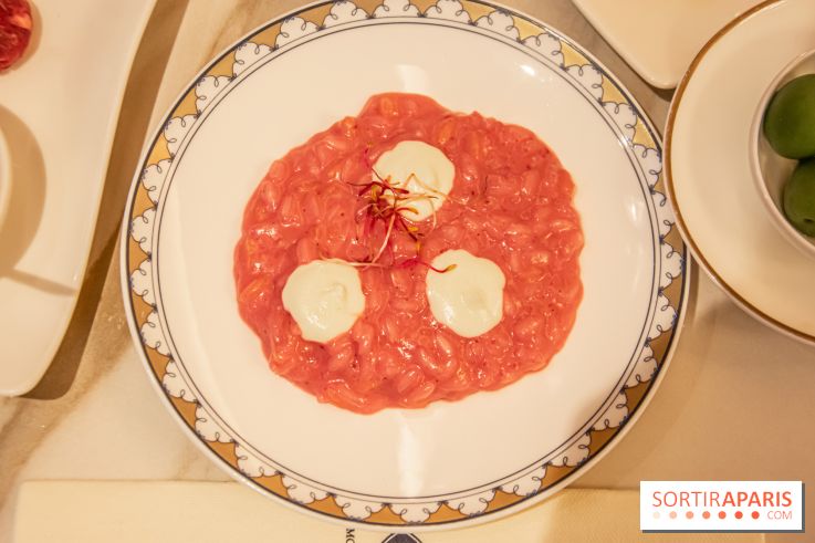Cova lance son aperitivo chic au sein de sa pâtisserie, à côté de La Samaritaine