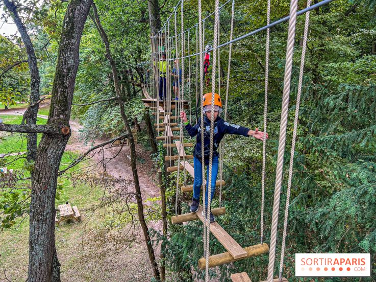 Accrocamp Poissy, le nouvel accrobranche au parc du château de Villiers