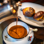 Le chocolat chaud signature de La Réserve spécial goûter raffiné