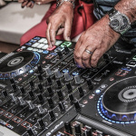 Technopol réclame la création de « Zones d’Urgence Temporaire de la fête »