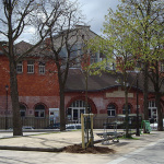 La Place Paul Verlaine : pétanque sous l'égide d'un poète