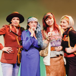 Et pendant ce temps Simone Veille ! à la Comédie Bastille