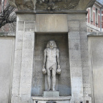 Fontaine du Fellah : Pourquoi cette statue égyptienne au cœur du 7e arrondissement de Paris ?
